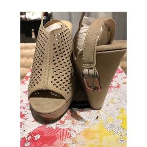 Peep Toe Chinese Laundry Faux Suede Nude Wedges